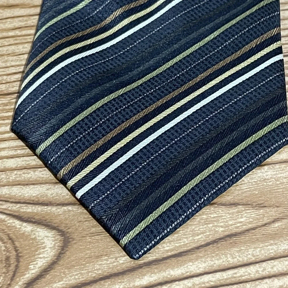 Croft & Barrow Necktie Green‎ Multicolor Diagonal Stripes HandMade 100% Silk Tie